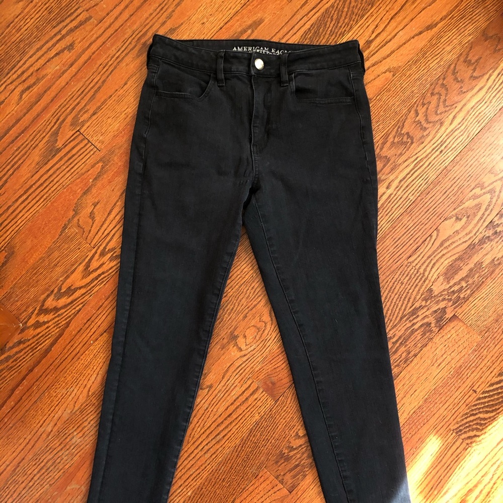 Black American Eagle High Rise Skinny Jeans